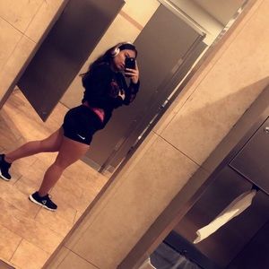 Meet your Posher, Jocelyn